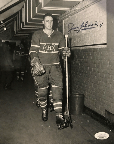 JEAN BELIVEAU Signed Montreal Canadiens Photo